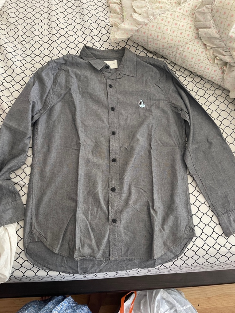 Modern Amusement Men's Gray Button-Down Shirt with Subtle Chest Patch